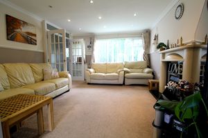 Living Room- click for photo gallery